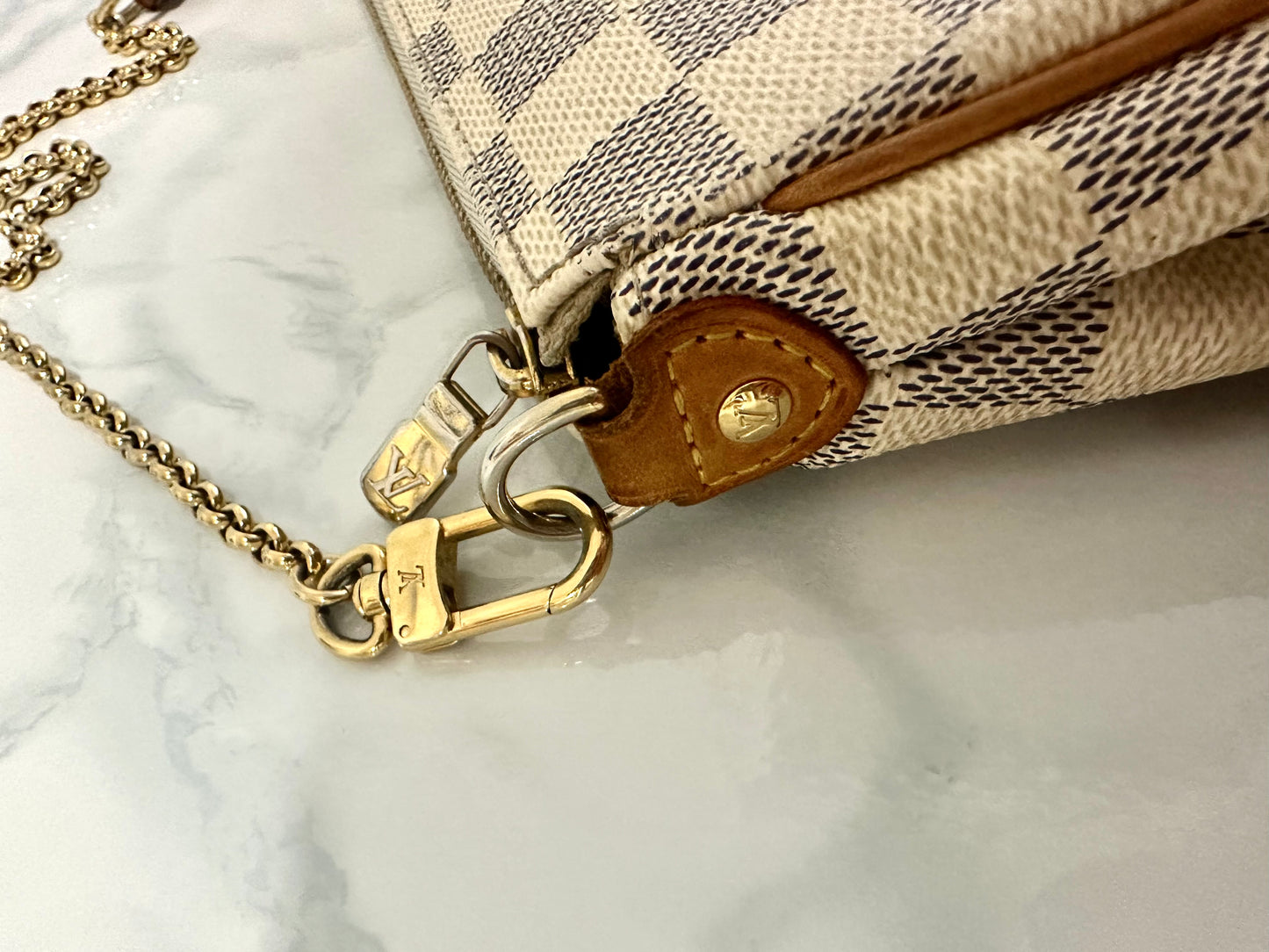 Louis Vuitton Damier Azur Eva Clutch